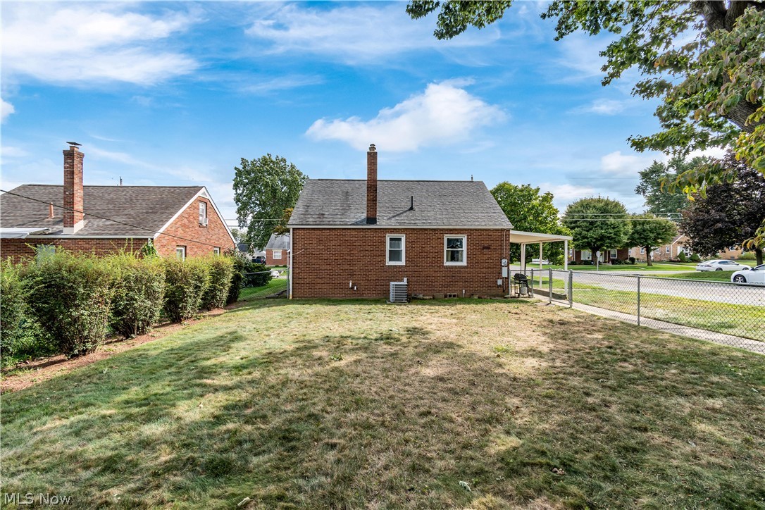 2945 15th Street Northwest Canton, OH 44708 - Photo 18 of 27 Gallery Image 18