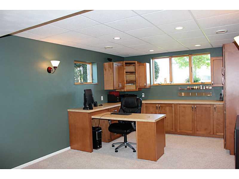 1044 Greenlick Road Mount Pleasant, PA 15666 - Photo 21 of 24 Family Room.