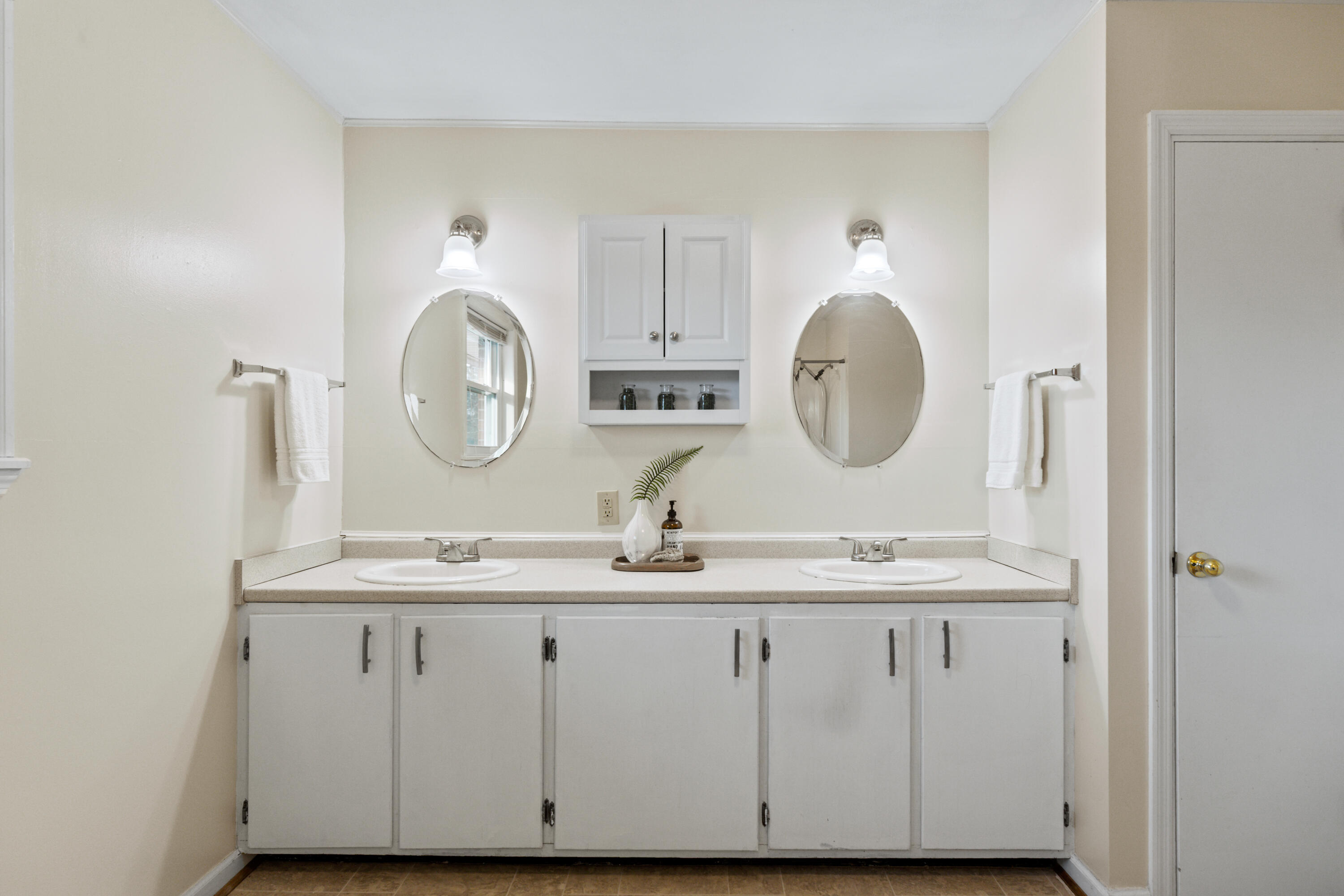 128 Scott Street Northeast Charleston, TN 37310 - Photo 23 of 37 146A9034