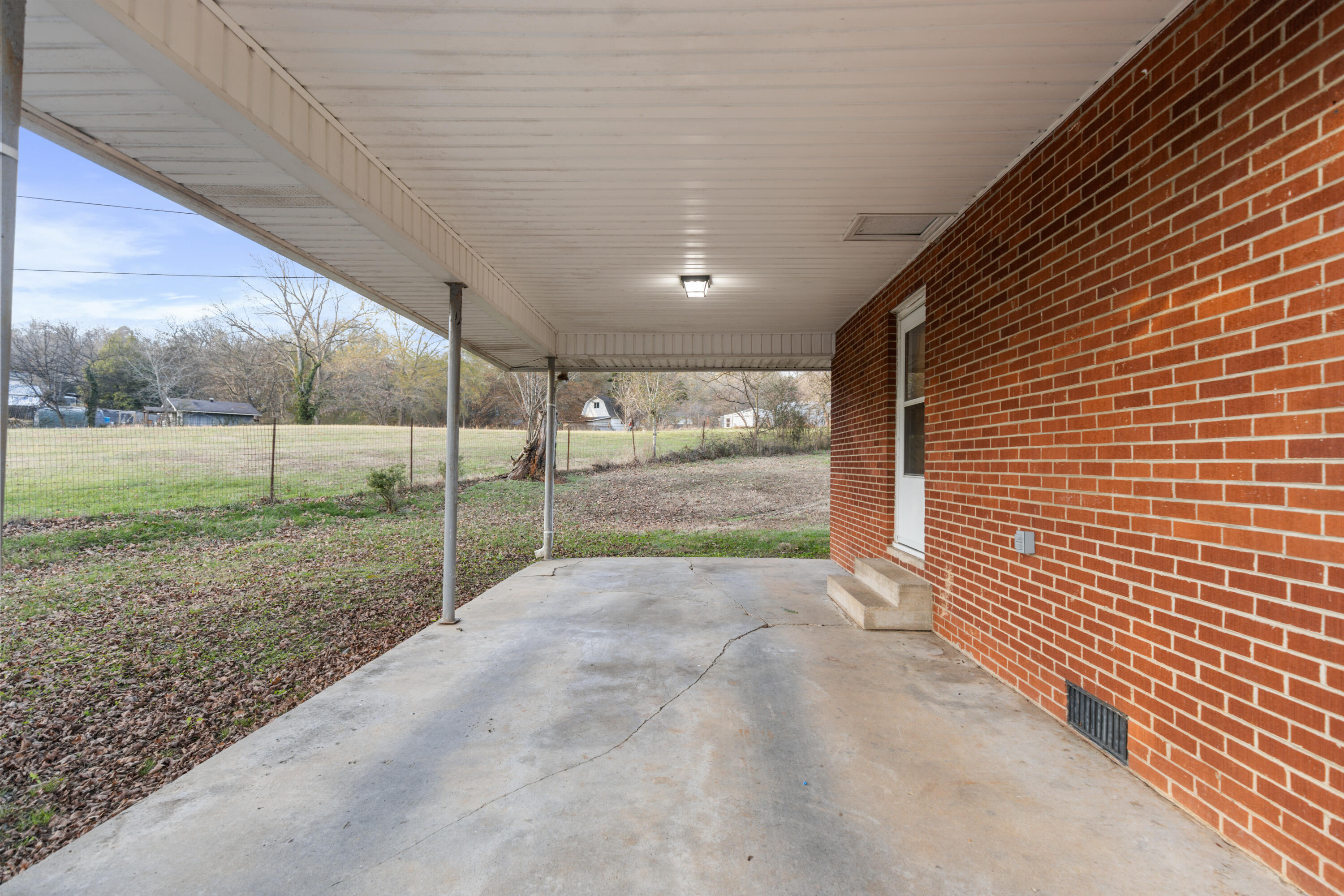 128 Scott Street Northeast Charleston, TN 37310 - Photo 30 of 37 146A9097