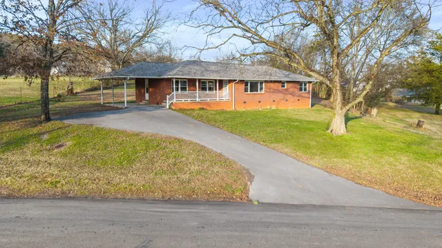 $352,900 | 128 Scott Street Northeast, Charleston, TN 37310