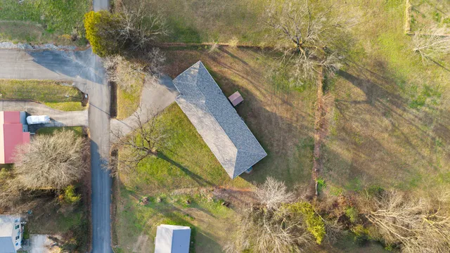 $352,900 | 128 Scott Street Northeast, Charleston, TN 37310