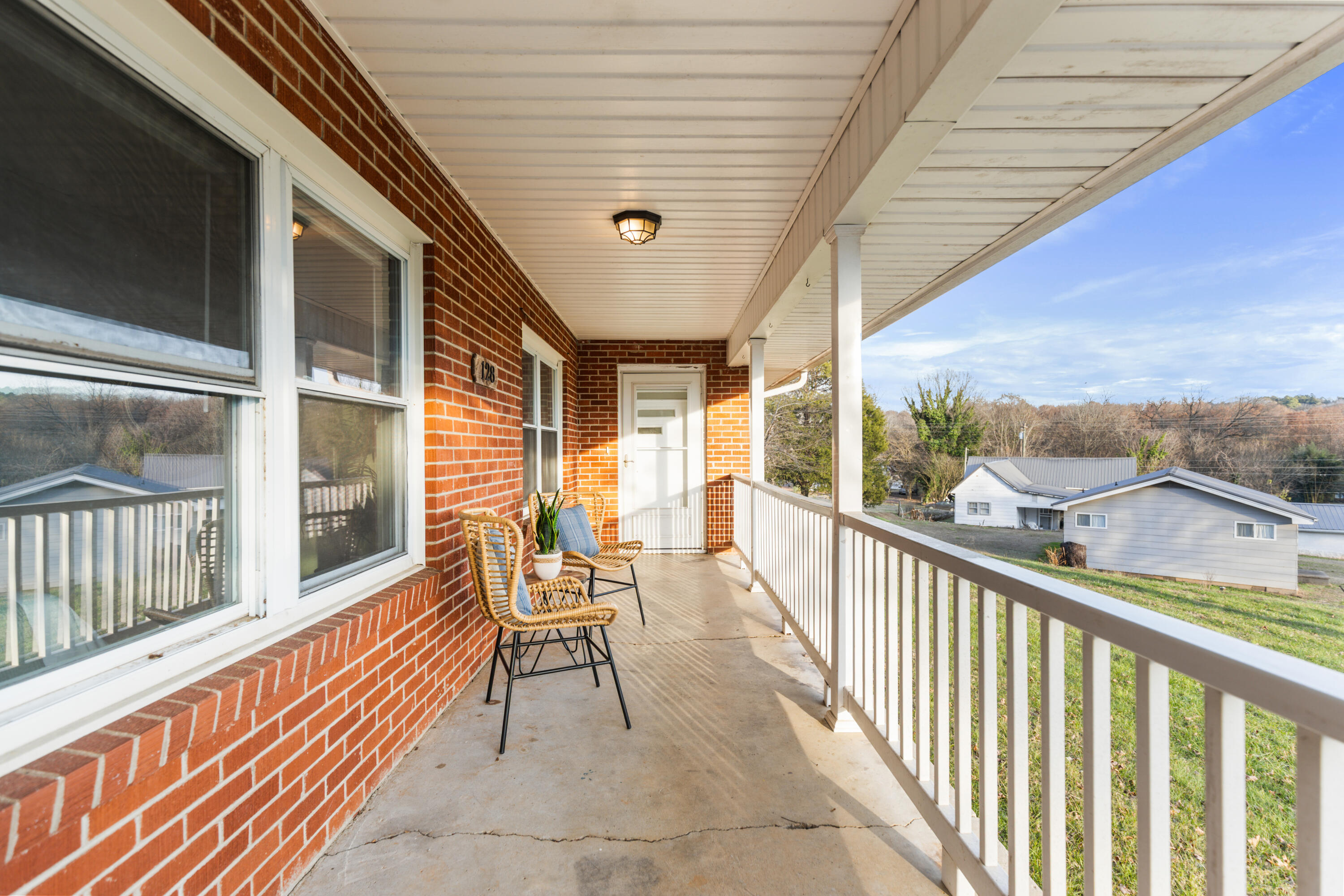 128 Scott Street Northeast Charleston, TN 37310 - Photo 5 of 37 5