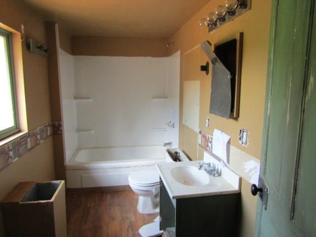 1839 Dime Road Vandergrift, PA 15690 - Photo 4 of 16