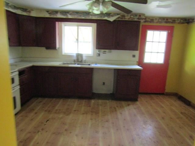 1839 Dime Road Vandergrift, PA 15690 - Photo 10 of 16