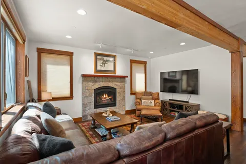 $1,485,000 | 551 McKinney Road, Tahoma, CA 96142