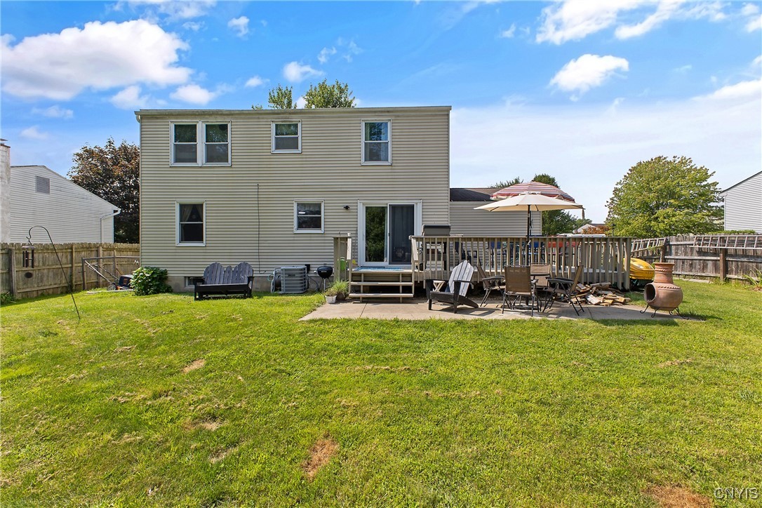 8274 Swallow Path Liverpool, NY 13090 - Photo 34 of 39 Gallery Image 34