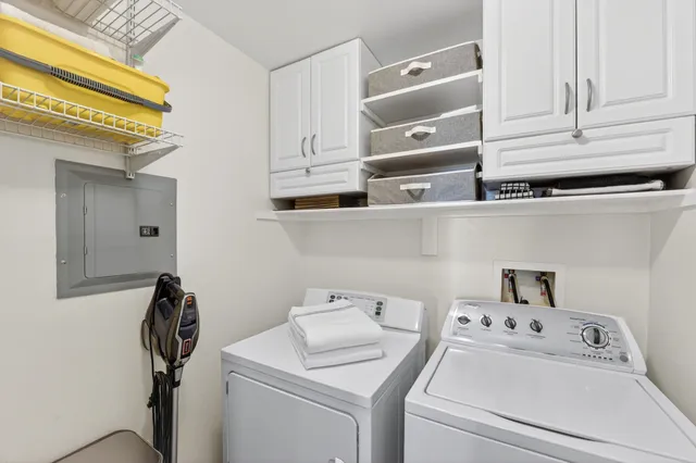 $515,000 | 940 East Palm Canyon Drive, Unit 207, Palm Springs, CA 92264