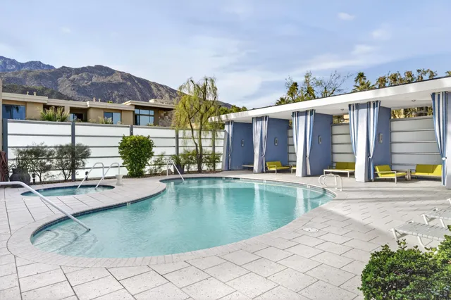 $515,000 | 940 East Palm Canyon Drive, Unit 207, Palm Springs, CA 92264