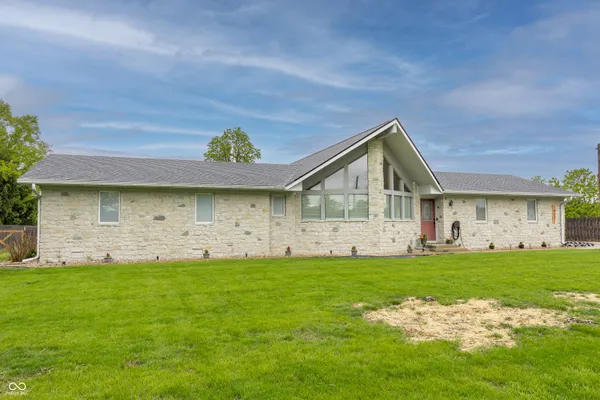 $338,000 | 10531 East County Road 600, Brownsburg, IN 46234
