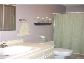62 Freetown Road, Unit 12 Raymond, NH 03077 - Photo 6 of 7