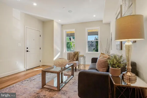 $4,800 | 1311 Spring Road Northwest, Unit 1, Washington, DC 20010