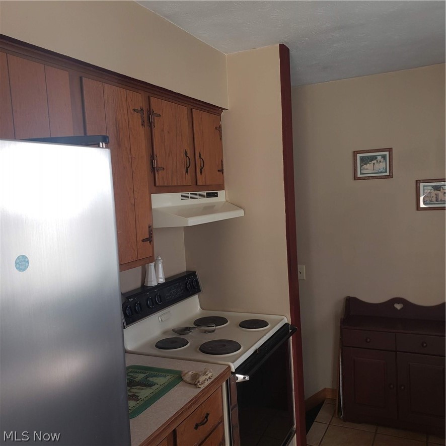 17510 Hosmer Road Middlefield, OH 44062 - Photo 6 of 17 Gallery Image 6