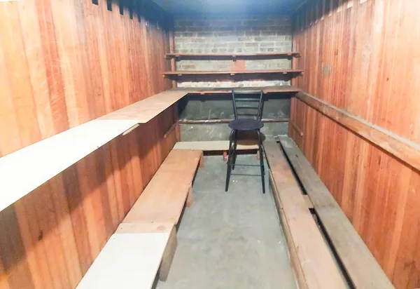 $2,100 | 4835 Lee Street, Unit 1, Skokie, IL 60077