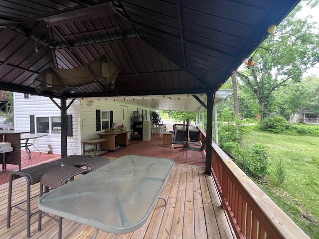 2795 East 28th Road Marseilles, IL 61341 - Photo 24 of 64 a view of a backyard with sitting area