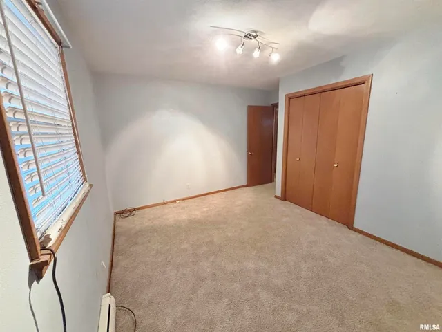 $238,900 | 1401 6th Street, Unit A, Orion, IL 61273