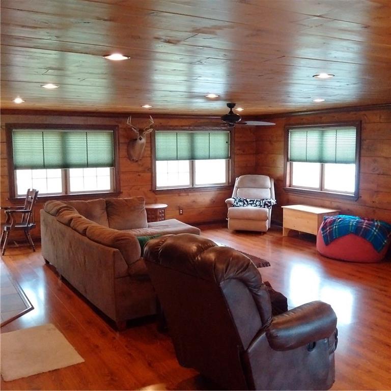 356 Service Creek Road Aliquippa, PA 15001 - Photo 17 of 19 Gallery Image 17