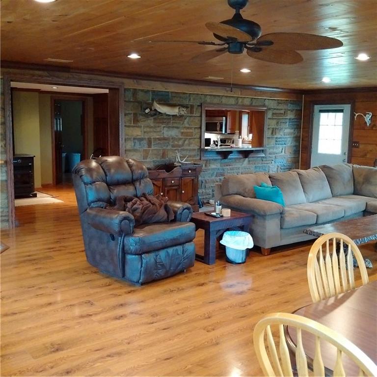 356 Service Creek Road Aliquippa, PA 15001 - Photo 4 of 19 Gallery Image 4