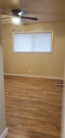 a view of room with an empty space