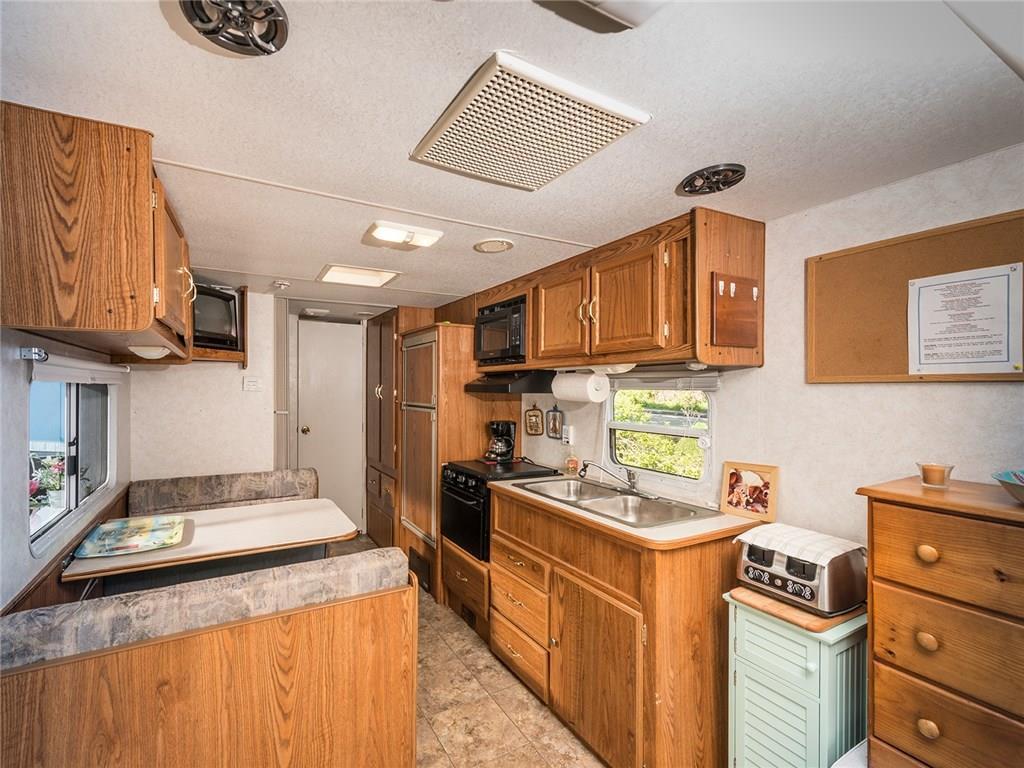 333 Long Sands Road, Unit 25T York, ME 03909 - Photo 8 of 17 Photo