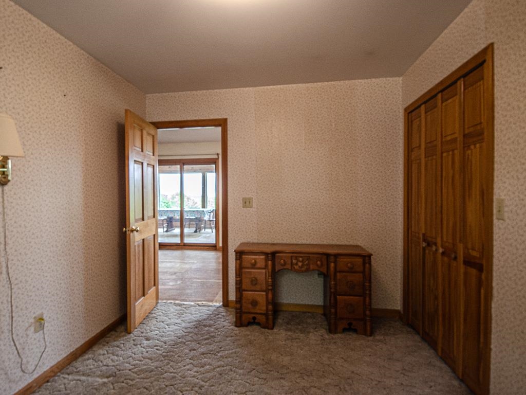 126 Wilson Hill Road New Boston, NH 03070 - Photo 3 of 31