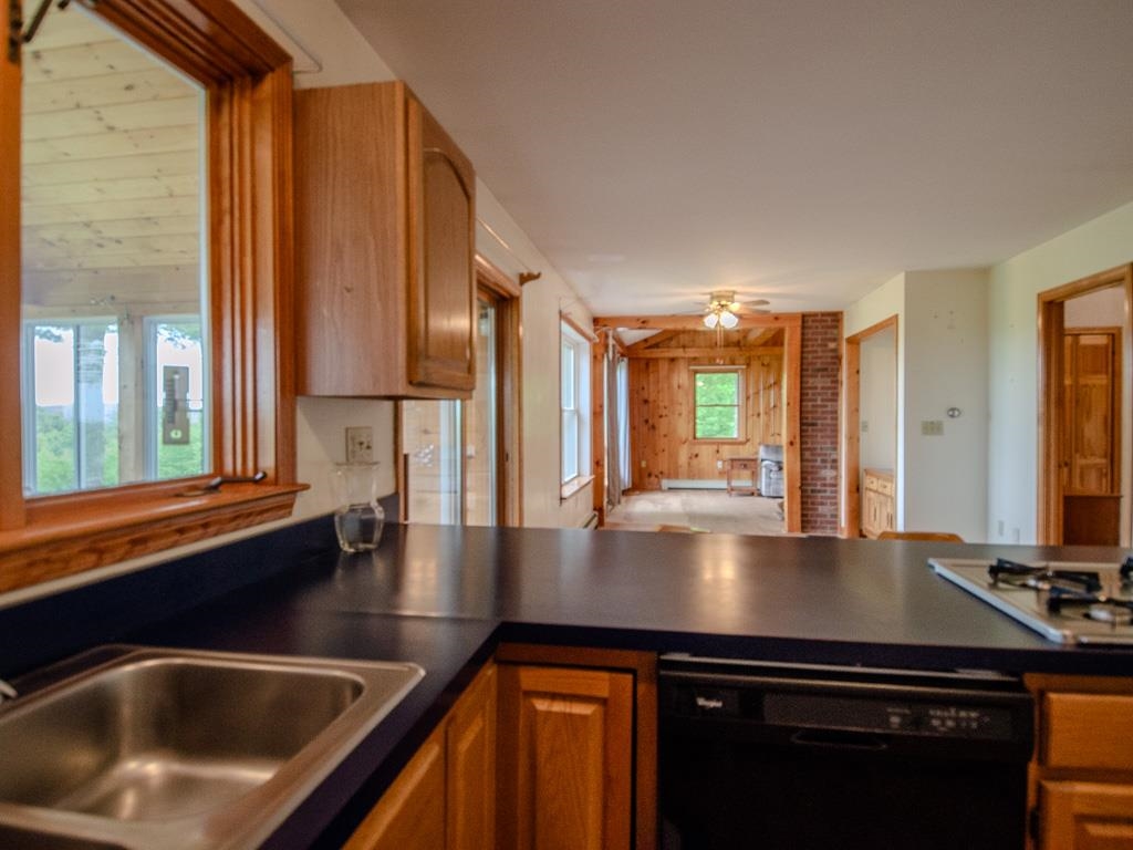 126 Wilson Hill Road New Boston, NH 03070 - Photo 10 of 31