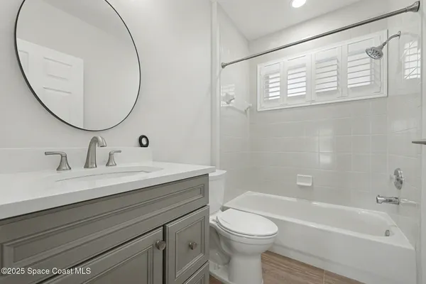 $779,999 | 8005 Duncastle Court, Melbourne, FL 32940
