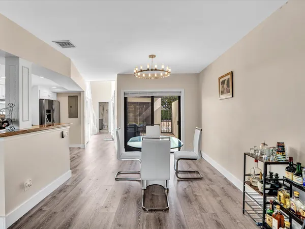 $7,500 | 3474 South Ocean Boulevard, Unit 3, Palm Beach, FL 33480