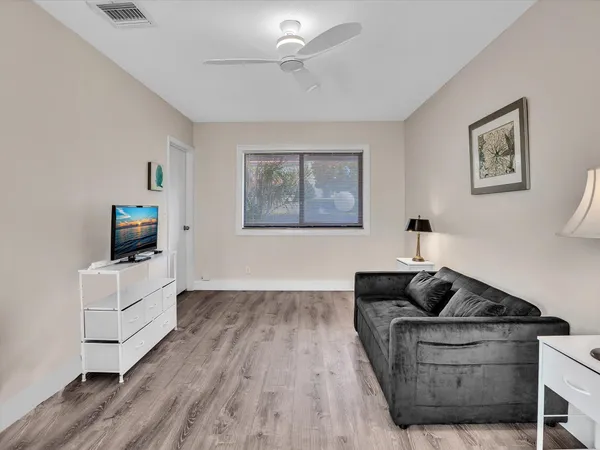 $7,500 | 3474 South Ocean Boulevard, Unit 3, Palm Beach, FL 33480