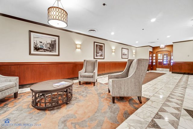 40 East 9th Street, Unit 1018 Chicago, IL 60605 - Photo 13 of 15