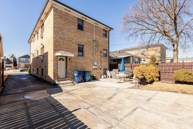 $614,900 | 1933 North 18th Avenue, Melrose Park, IL 60160