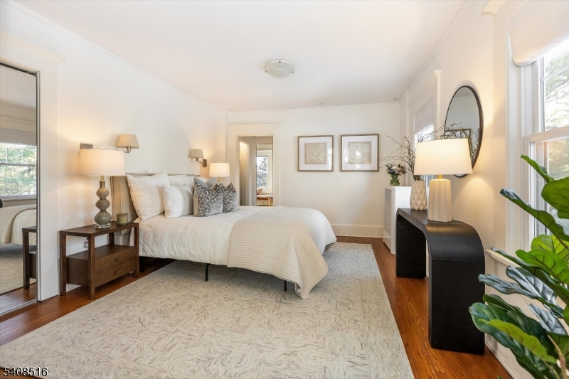 166 Montclair Avenue Montclair, NJ 07042 - Photo 20 of 38