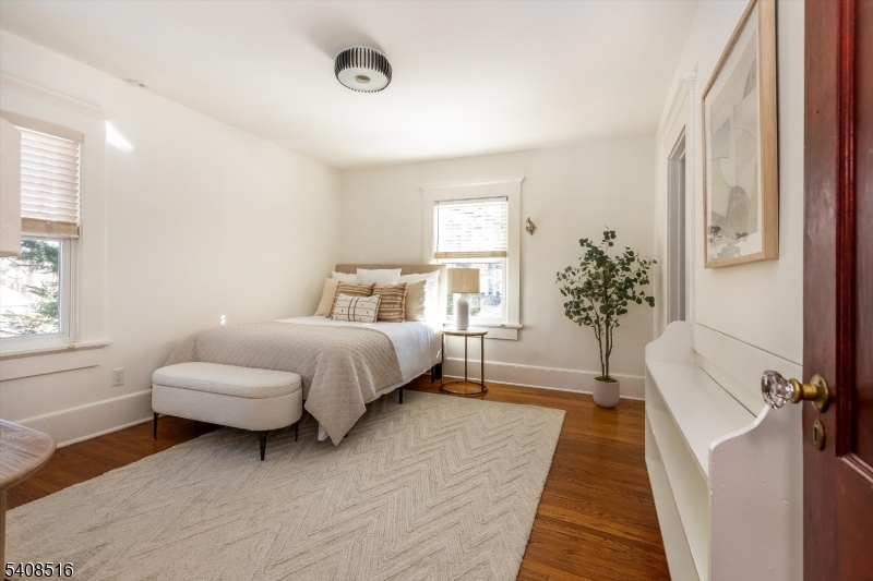 166 Montclair Avenue Montclair, NJ 07042 - Photo 26 of 38