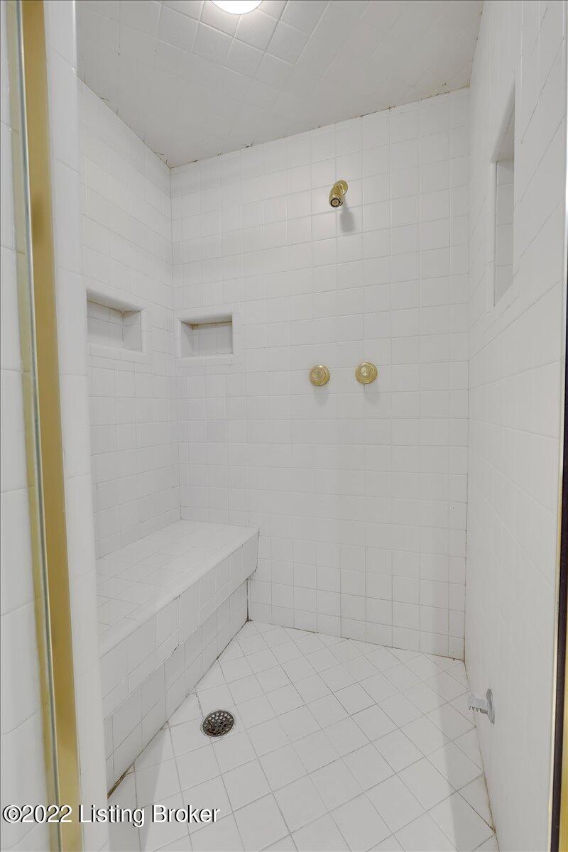 3502 Trail Ridge Road Louisville, KY 40241 - Photo 55 of 66 Full Bath