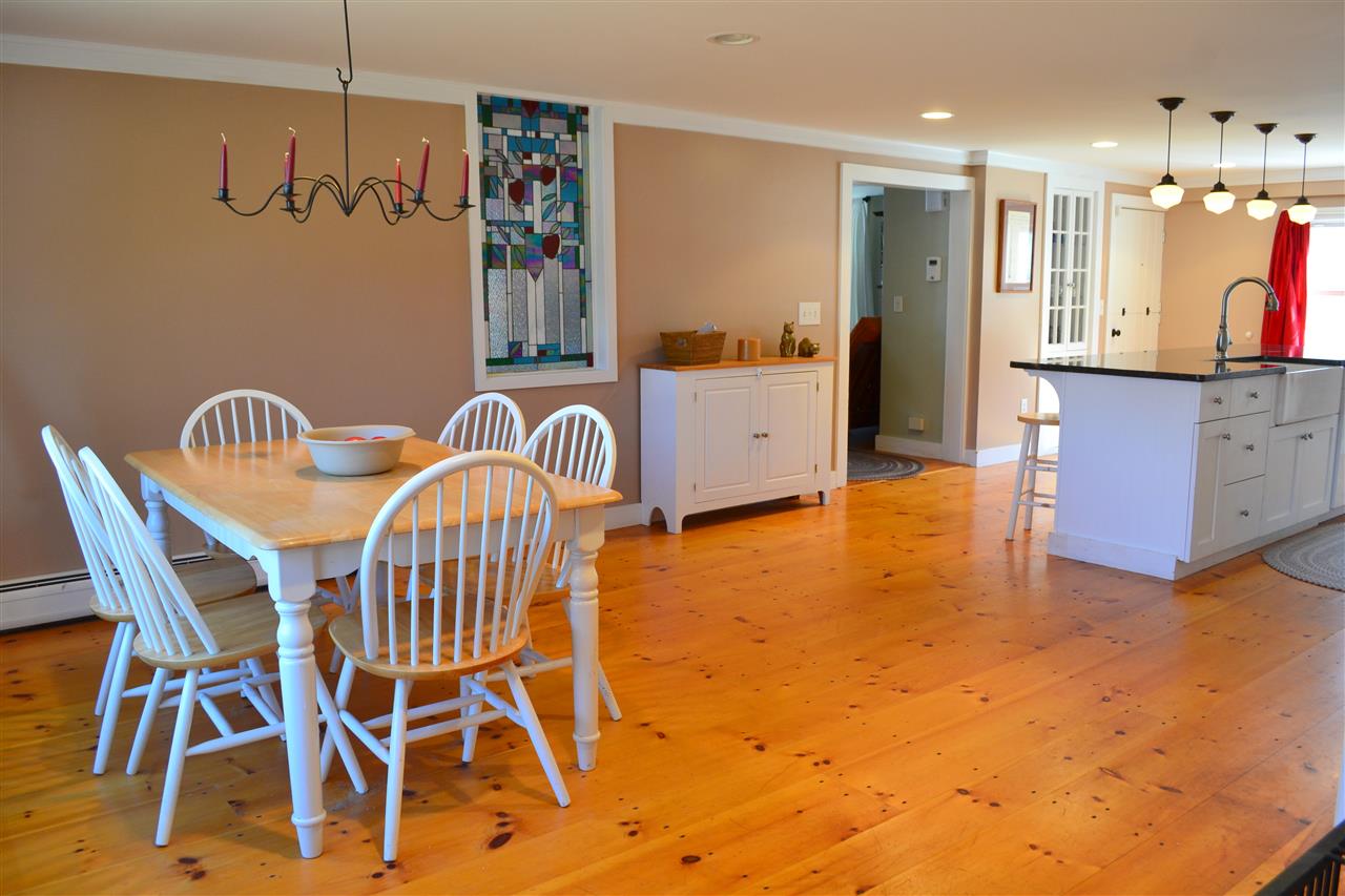 411 Ocean Road Portsmouth, NH 03801 - Photo 5 of 40 Gallery Image 5