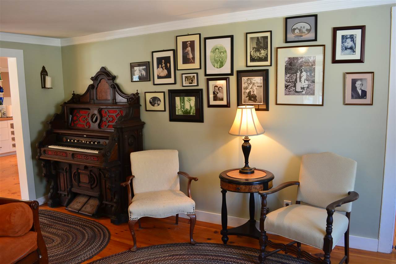 411 Ocean Road Portsmouth, NH 03801 - Photo 7 of 40 Gallery Image 7