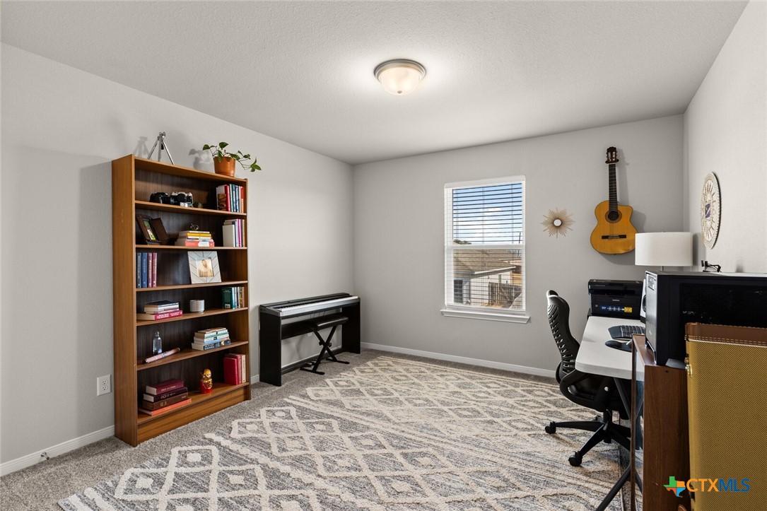 2233 Chia Court Temple, TX 76501 - Photo 29 of 47 a view of workspace with lounge chair