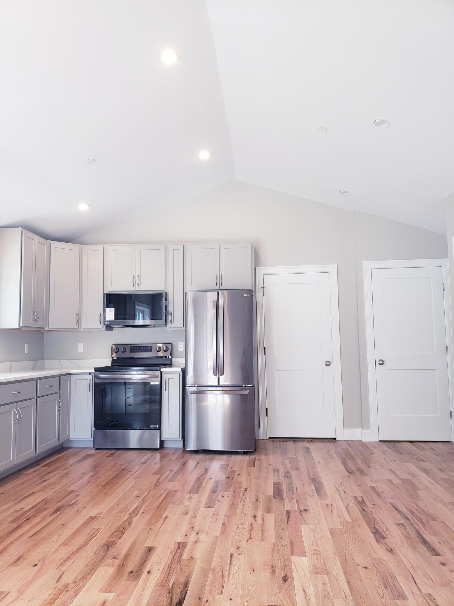 10 Heritage Way, Unit 20 Saco, ME 04072 - Photo 23 of 46 20240717_210105
