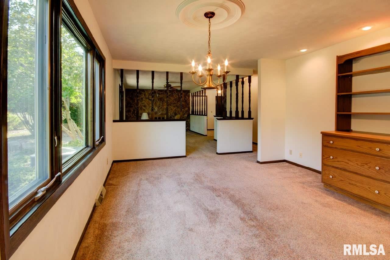 17221 Cedar Road East Moline, IL 61244 - Photo 8 of 24 Gallery Image 8