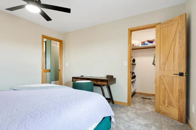 $1,000,000 | 7500 Stone Crest Drive, Gillette, WY 82718