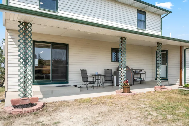 $1,000,000 | 7500 Stone Crest Drive, Gillette, WY 82718