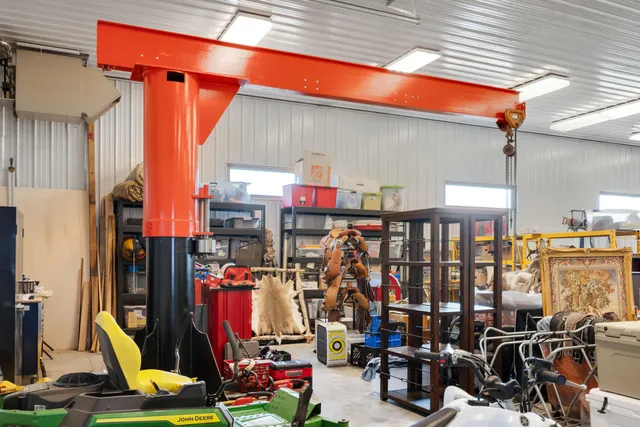 $1,000,000 | 7500 Stone Crest Drive, Gillette, WY 82718