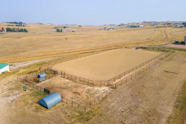 $1,000,000 | 7500 Stone Crest Drive, Gillette, WY 82718