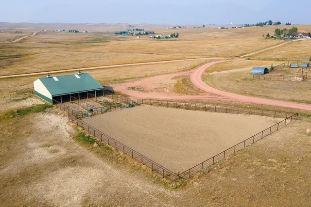 $1,000,000 | 7500 Stone Crest Drive, Gillette, WY 82718