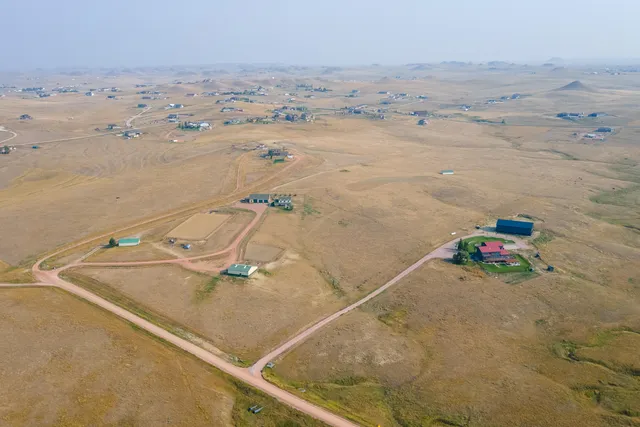 $1,000,000 | 7500 Stone Crest Drive, Gillette, WY 82718