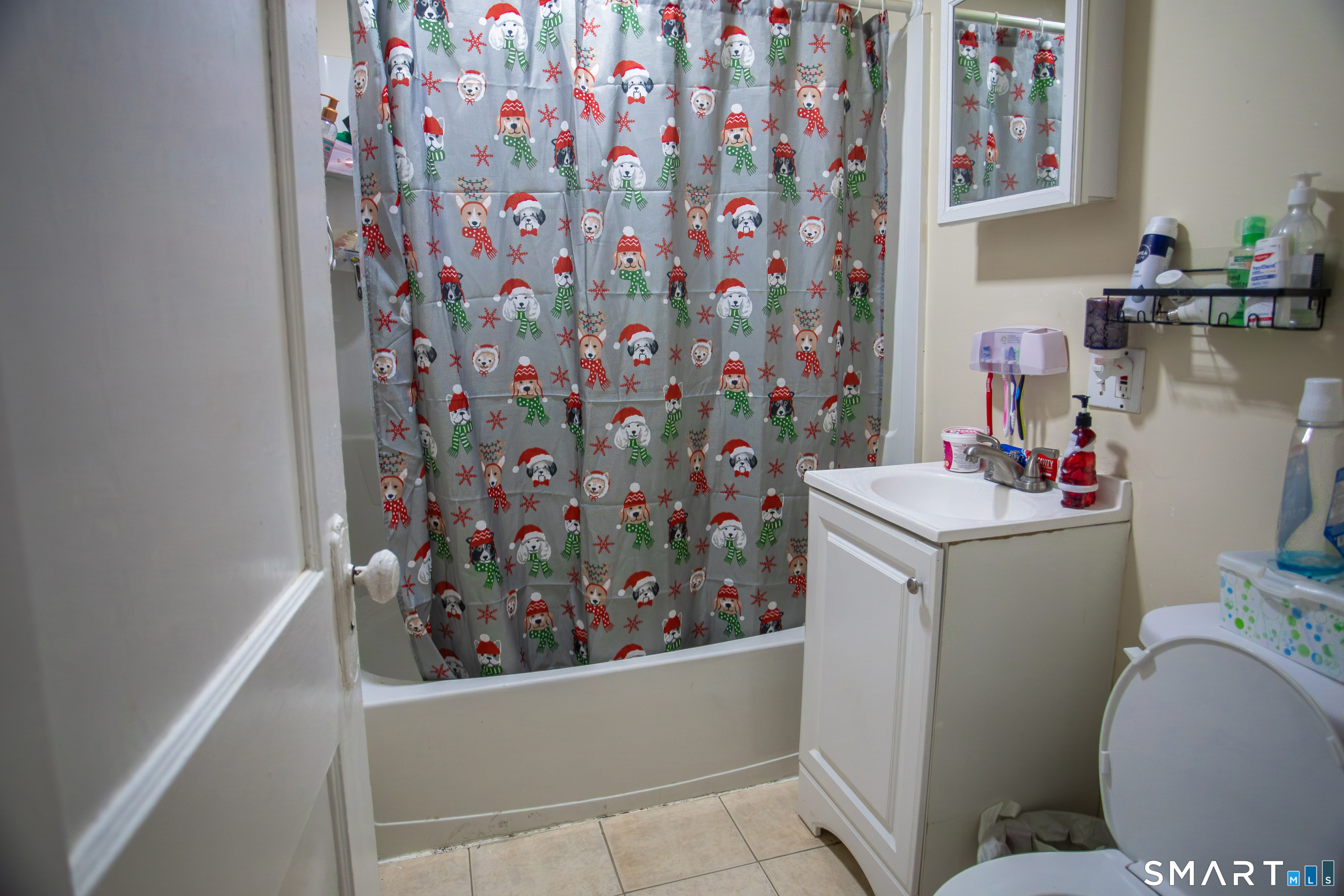 381 Congress Avenue Waterbury, CT 06708 - Photo 12 of 19