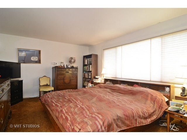 10 Circle Drive Deer Park, IL 60010 - Photo 14 of 25