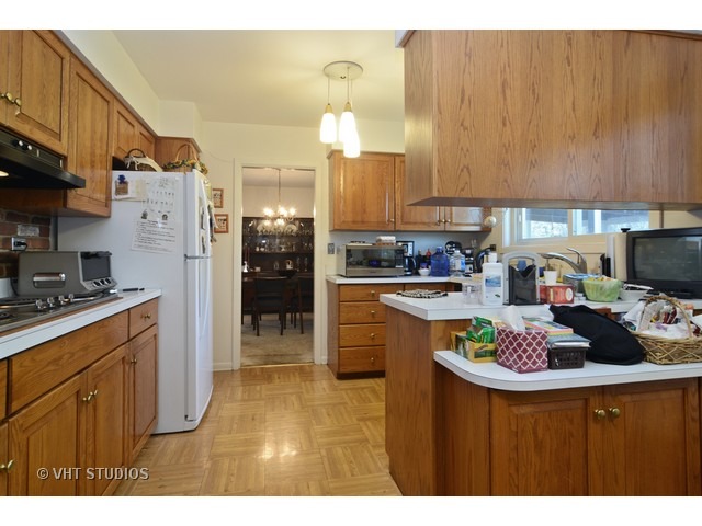 10 Circle Drive Deer Park, IL 60010 - Photo 5 of 25