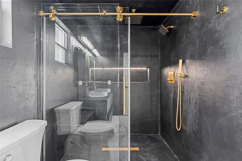 $840,000 | 4440 Huntington Street Northeast, St. Petersburg, FL 33703