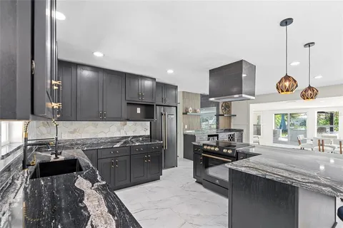 $840,000 | 4440 Huntington Street Northeast, St. Petersburg, FL 33703